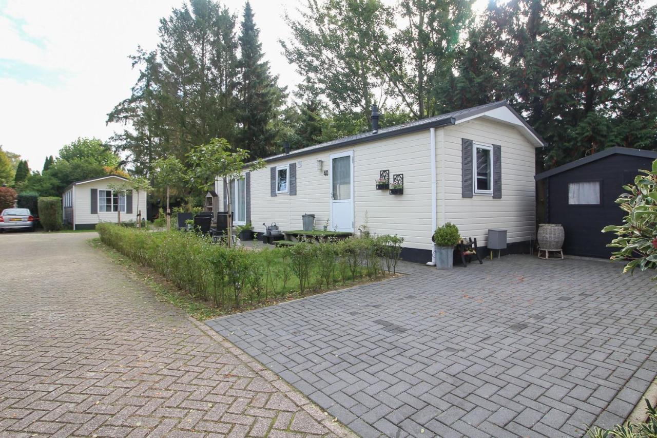 Sfeervol Chalet Op De Veluwe Putten Luaran gambar