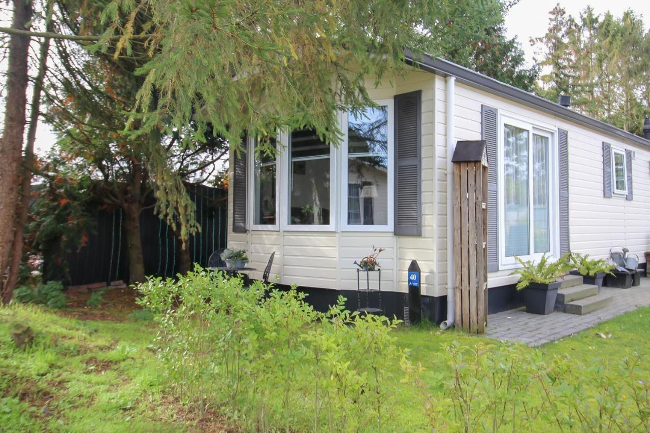 Sfeervol Chalet Op De Veluwe Putten Luaran gambar