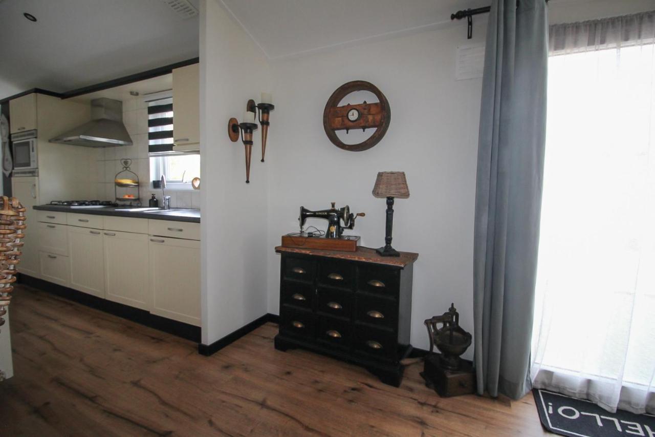Sfeervol Chalet Op De Veluwe Putten Luaran gambar