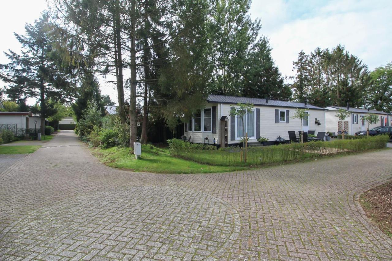 Sfeervol Chalet Op De Veluwe Putten Luaran gambar